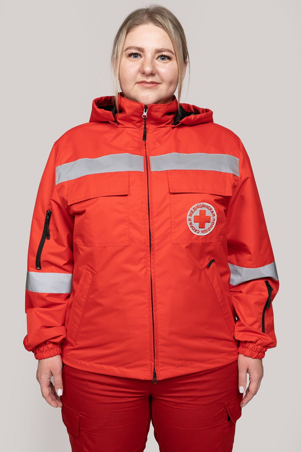 Ветровка Скорая помощь MedicLine женская цв. КРАСНЫЙ