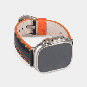 Ремешок для Apple Watch Ultra 49mm из кожи Saffiano черного цвета с оранжевой строчкой
