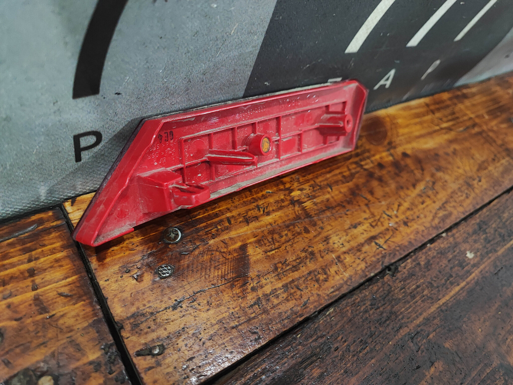 Катафот заднего бампера левый внутренний Hyundai Tucson 3 (TL) 18-21 Б/У Оригинал 92405D3510