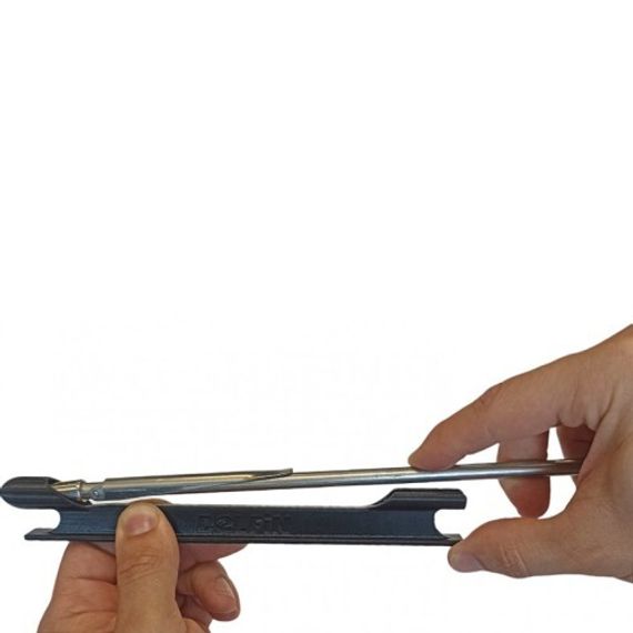 Мотовильце линя + заглушка острия гарпуна (2 в 1) DELFiN черный