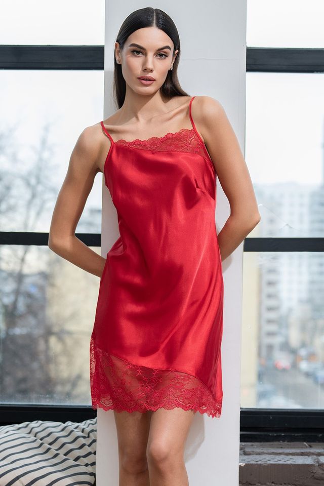 Сорочка с ассиметричными кружевными вставками Mary