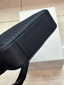Сумка-мессенджер Bottega Veneta