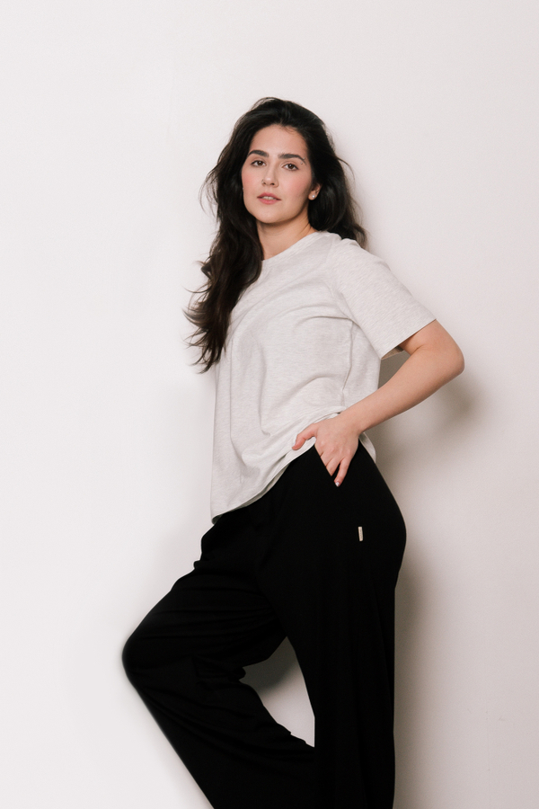 Базовая футболка в 2 цветах