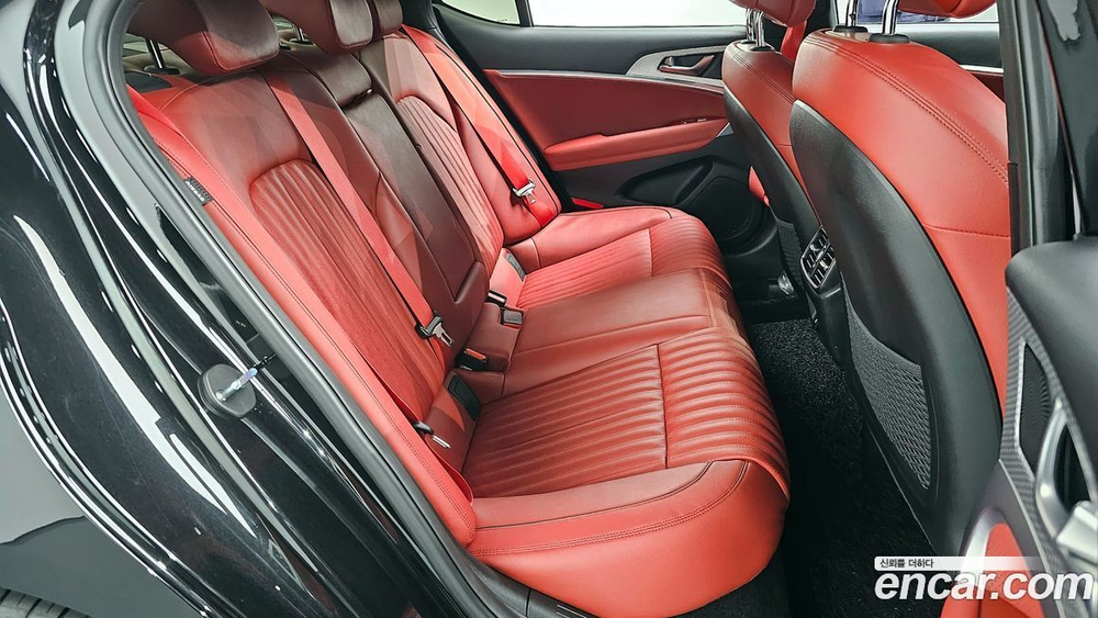 Genesis The New G70 Бензин 2.0T 2WD (01.2022)