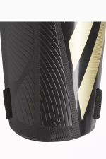 Футбольные щитки adidas Tiro Training