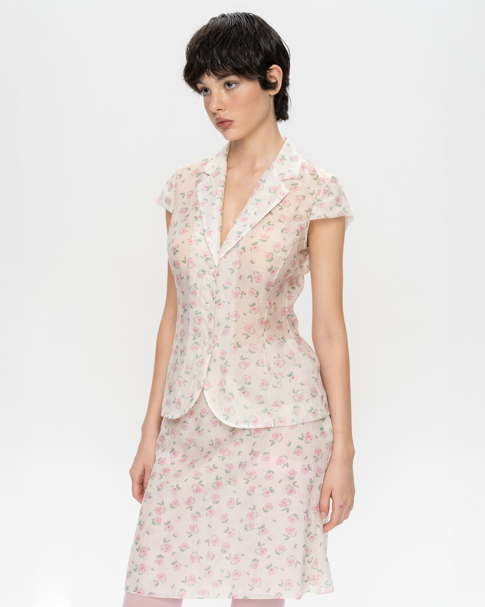 Блуза из органзы в мелкий цветочек