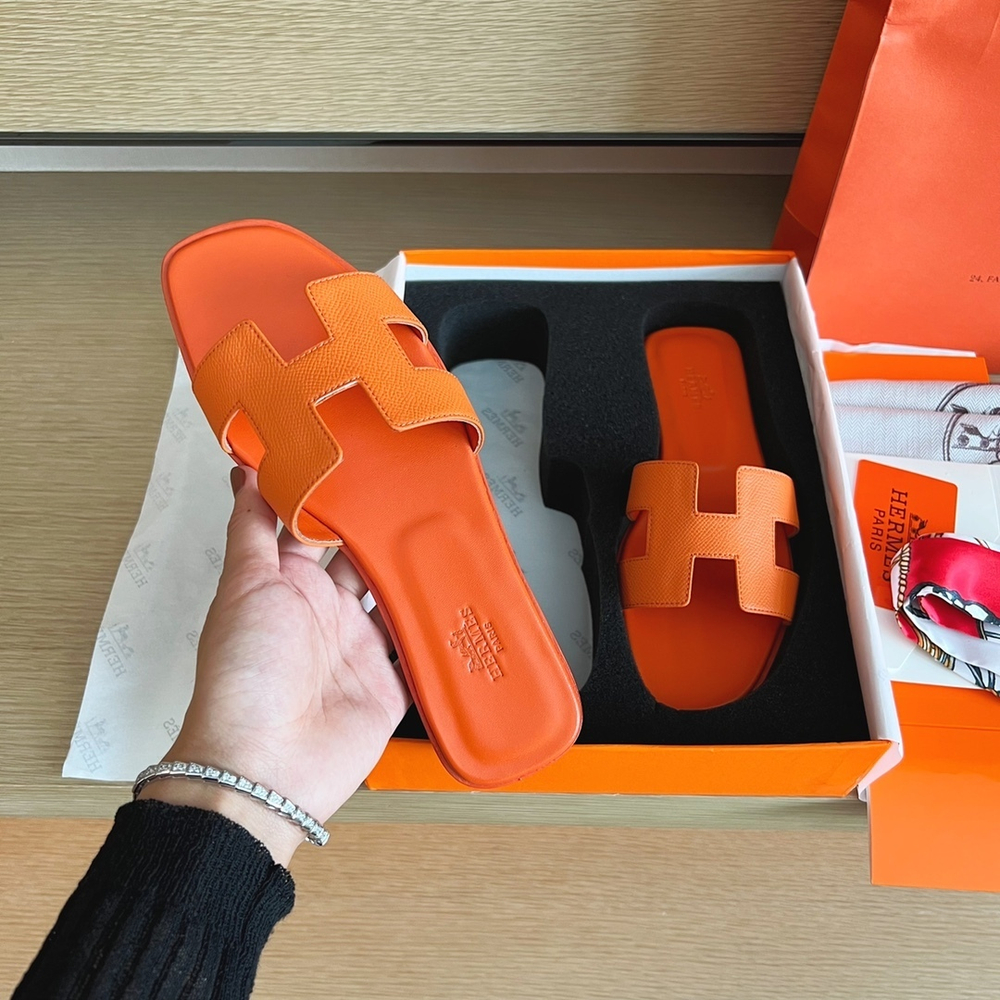 Hermes Oran Sandal