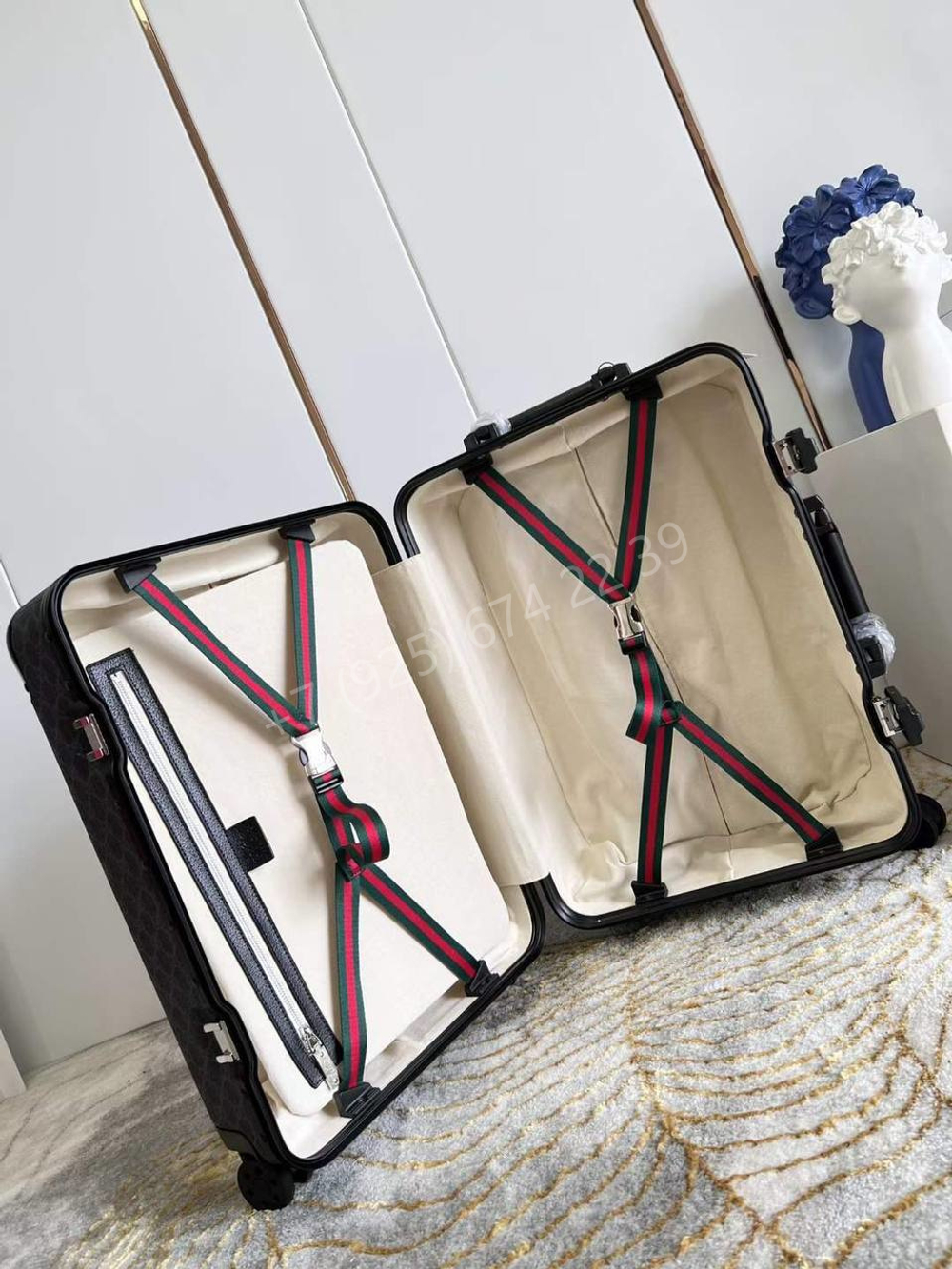 Чемодан Gucci, арт. 690793