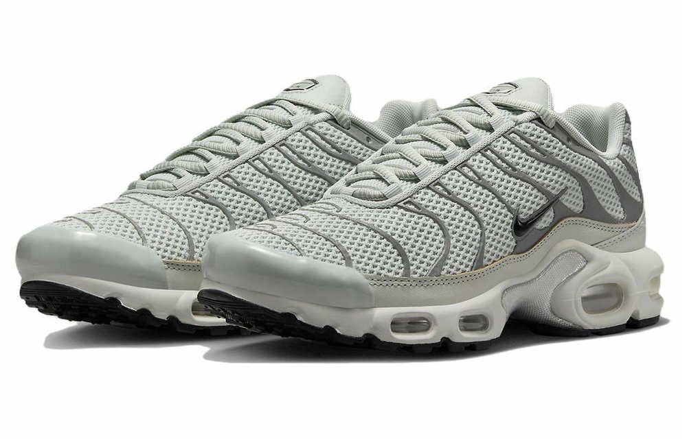 Кроссовки Nike Air Max Plus (Женская размерная сетка)