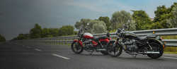 Royal Enfield Super Meteor 650 Celestial Red (Tourer / Premium)