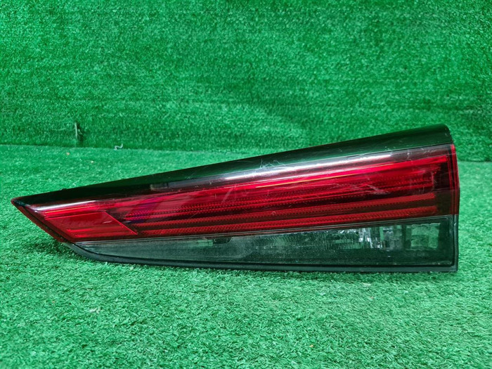 Фонарь правый внутренний Toyota Highlander 4 U70 (2019-н.в.)