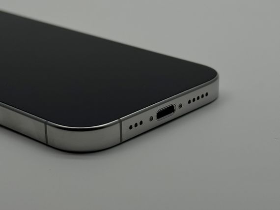 iPhone 16 Pro 256Gb White Titanium