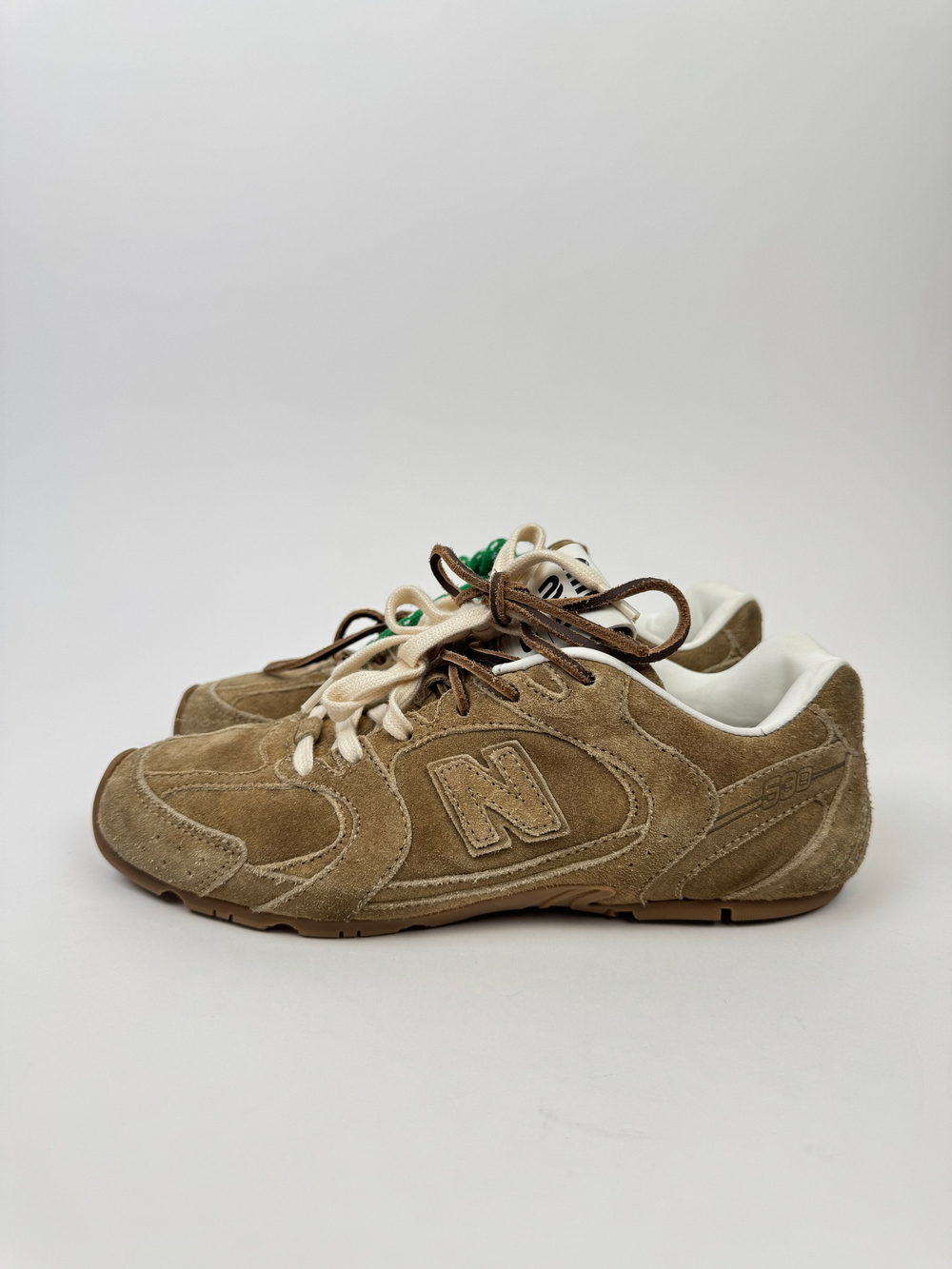 Кроссовки New Balance x Miu Miu 530 SL suede sneakers