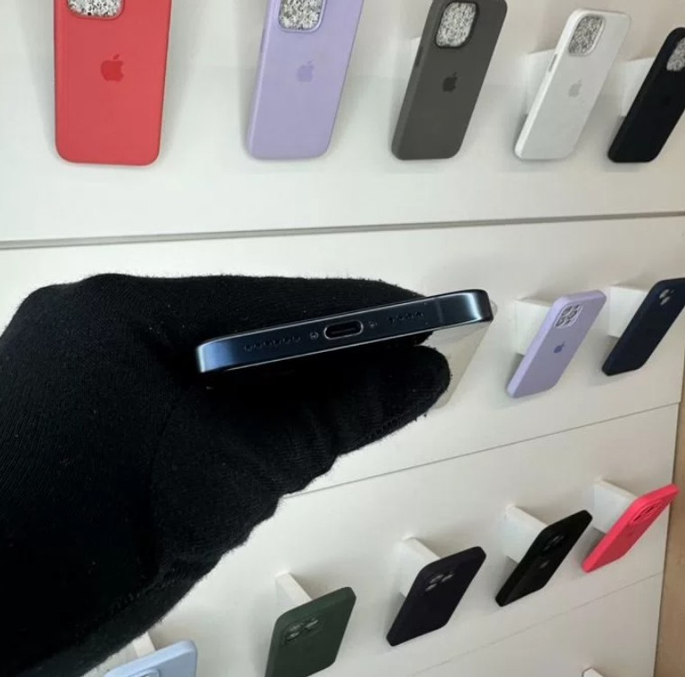 iPhone 15 Pro, 256 ГБ б/у