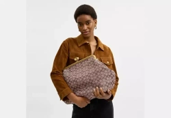 COACH БОЛЬШАЯ СУМКА KISSLOCK, КОРИЧНЕВЫЙ