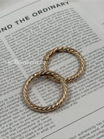 Карабин-кольцо крученое золотистый