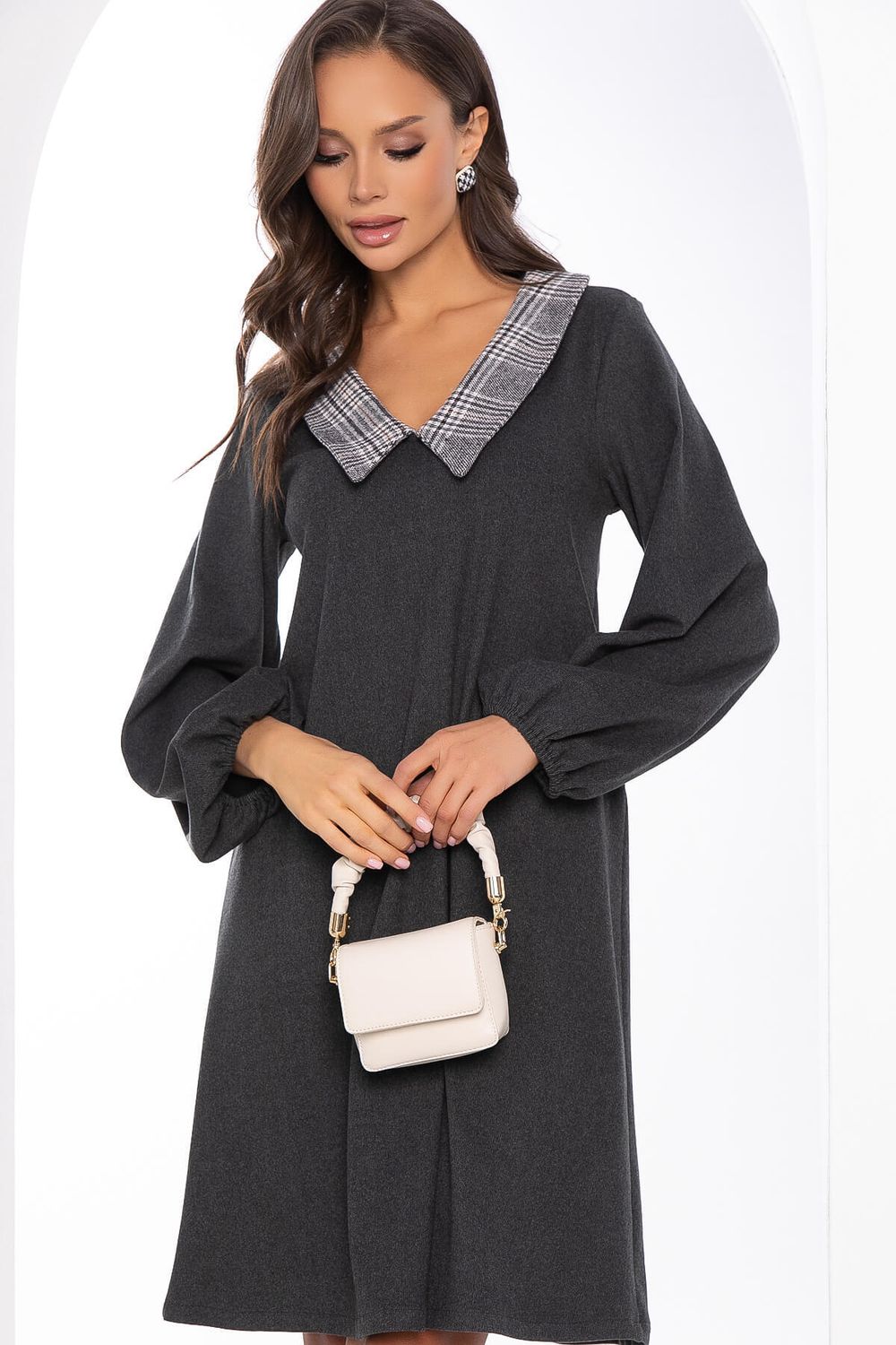 Платье "Искусство стиля" (темно-серое) П8296 LT Collection