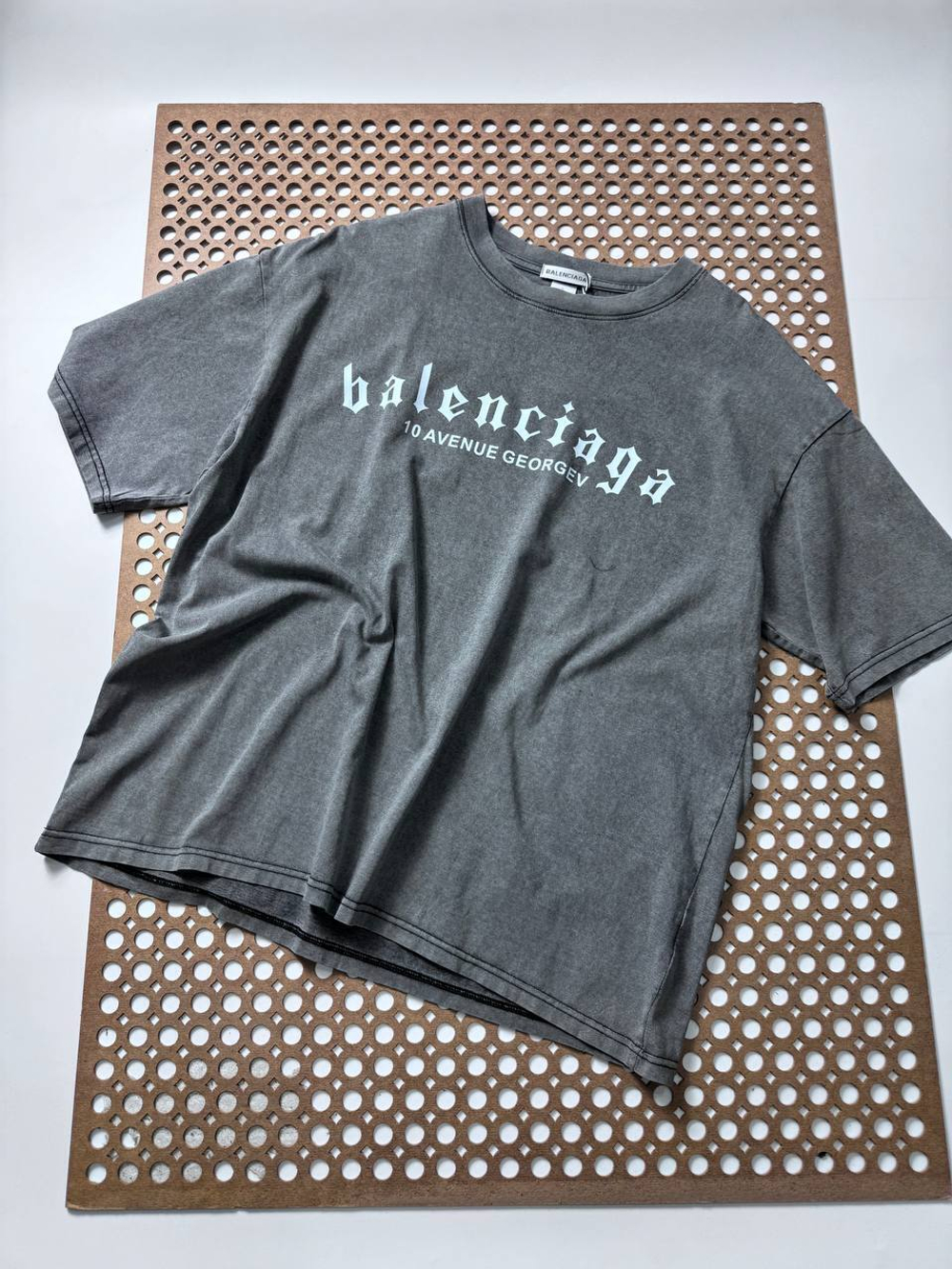 Футболка Balenciaga