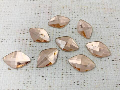Стразы стекло клеевые, р. 2,3х1,5 см, персиковый