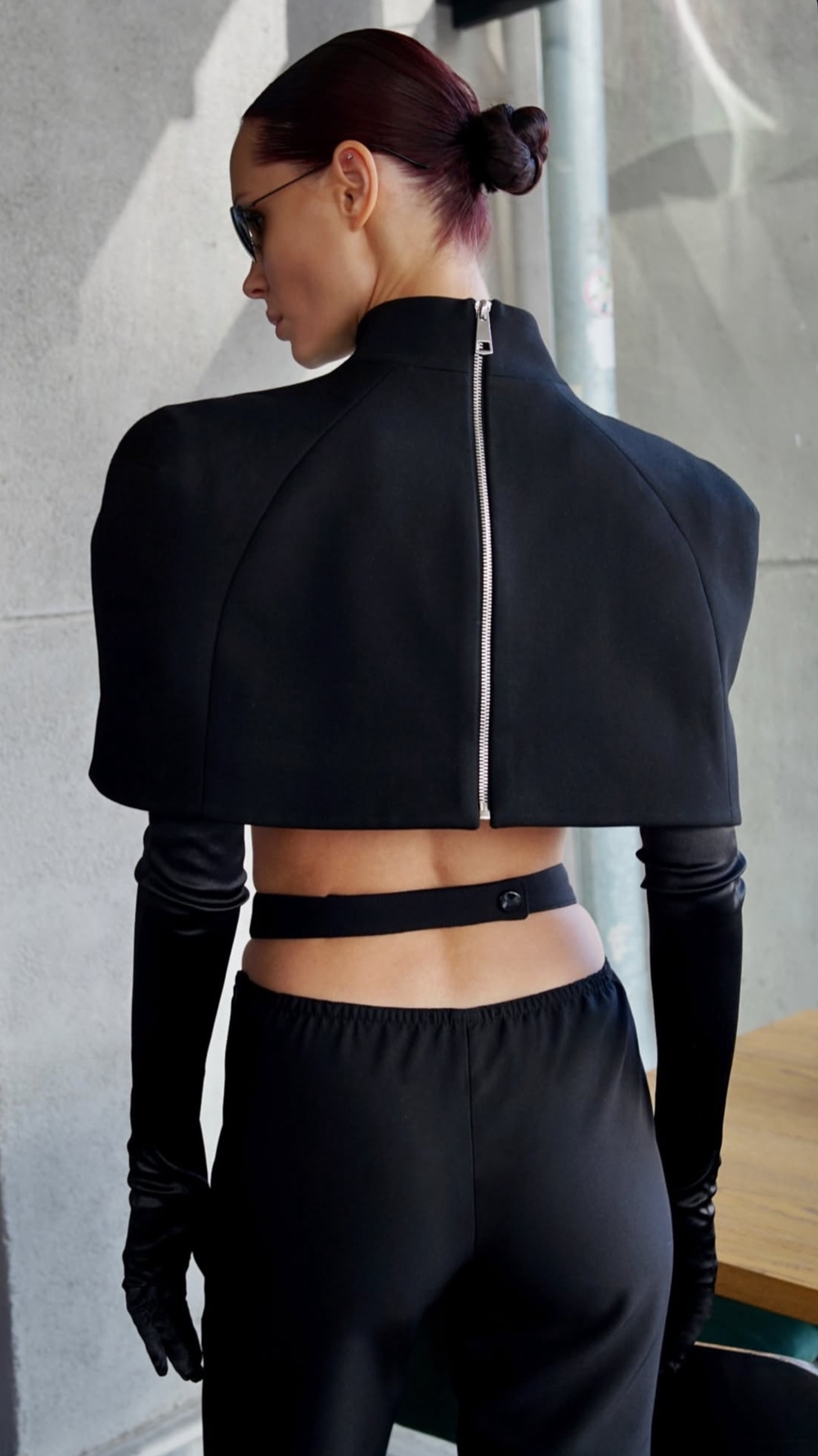 Кейп Toum, черный