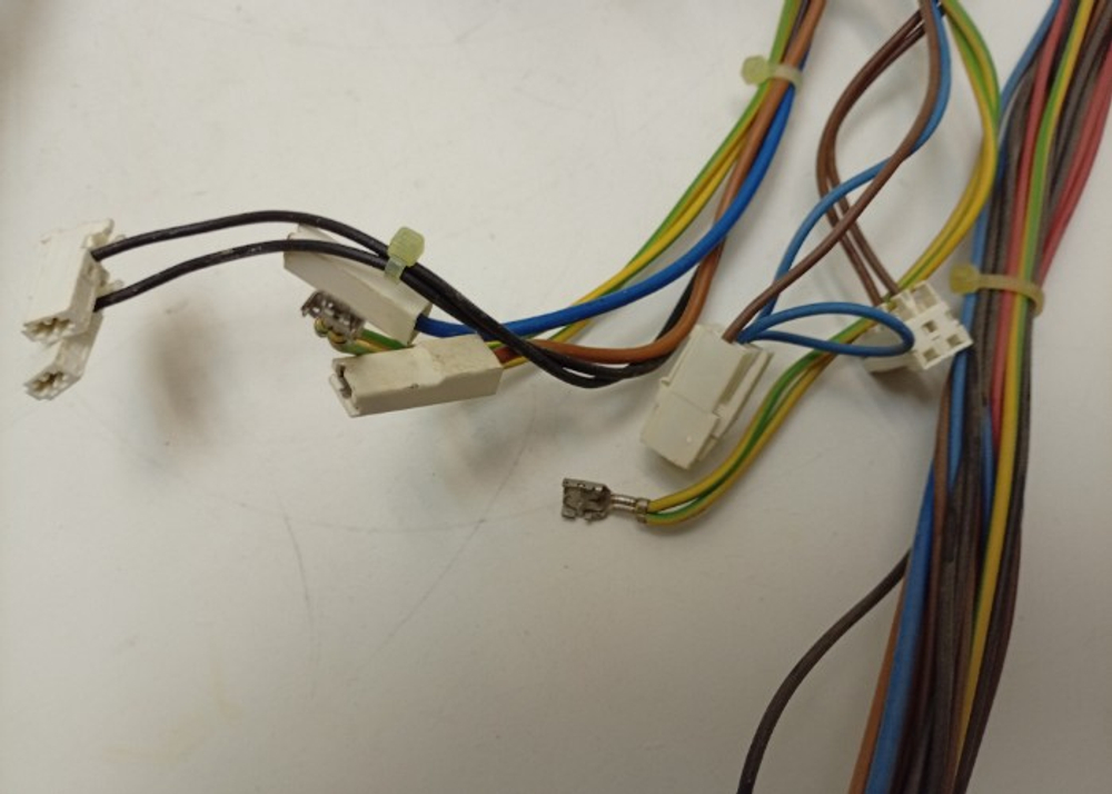 STA4648D ктп9 Комплект проводов для посудомоечной машины SMEG STA4648D б/у