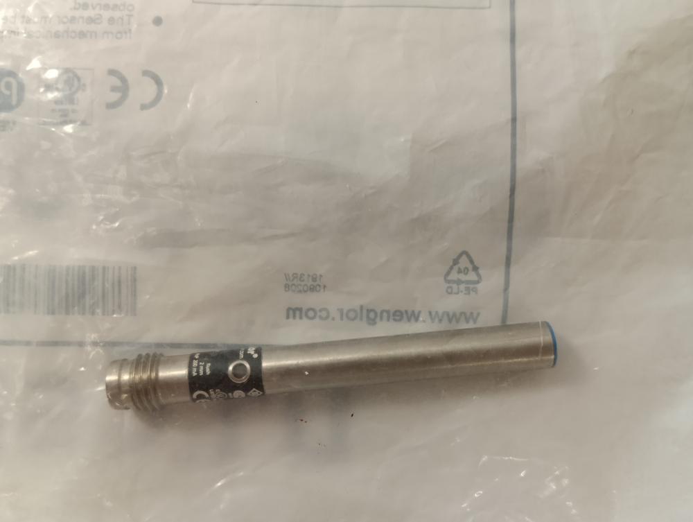 Wenglor IR020BE60VD8 новое