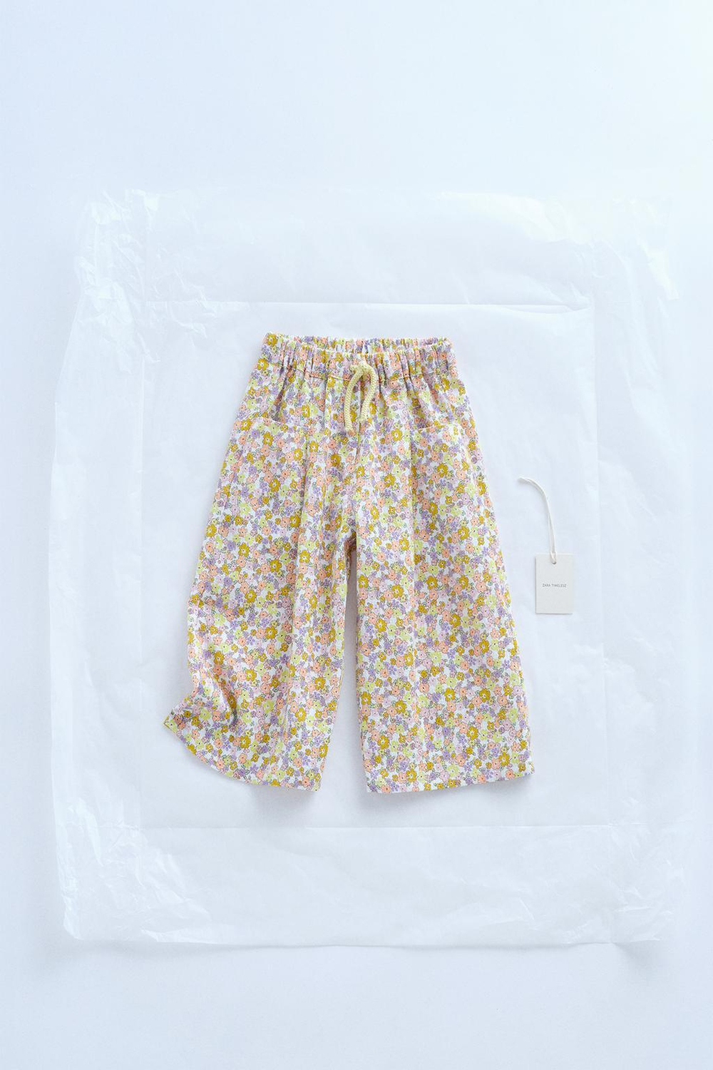 ZARA БРЮКИ-КЮЛОТЫ С ЦВЕТОЧНЫМ ПРИНТОМ — TIMELESZ, АБРИКОСОВЫЙ