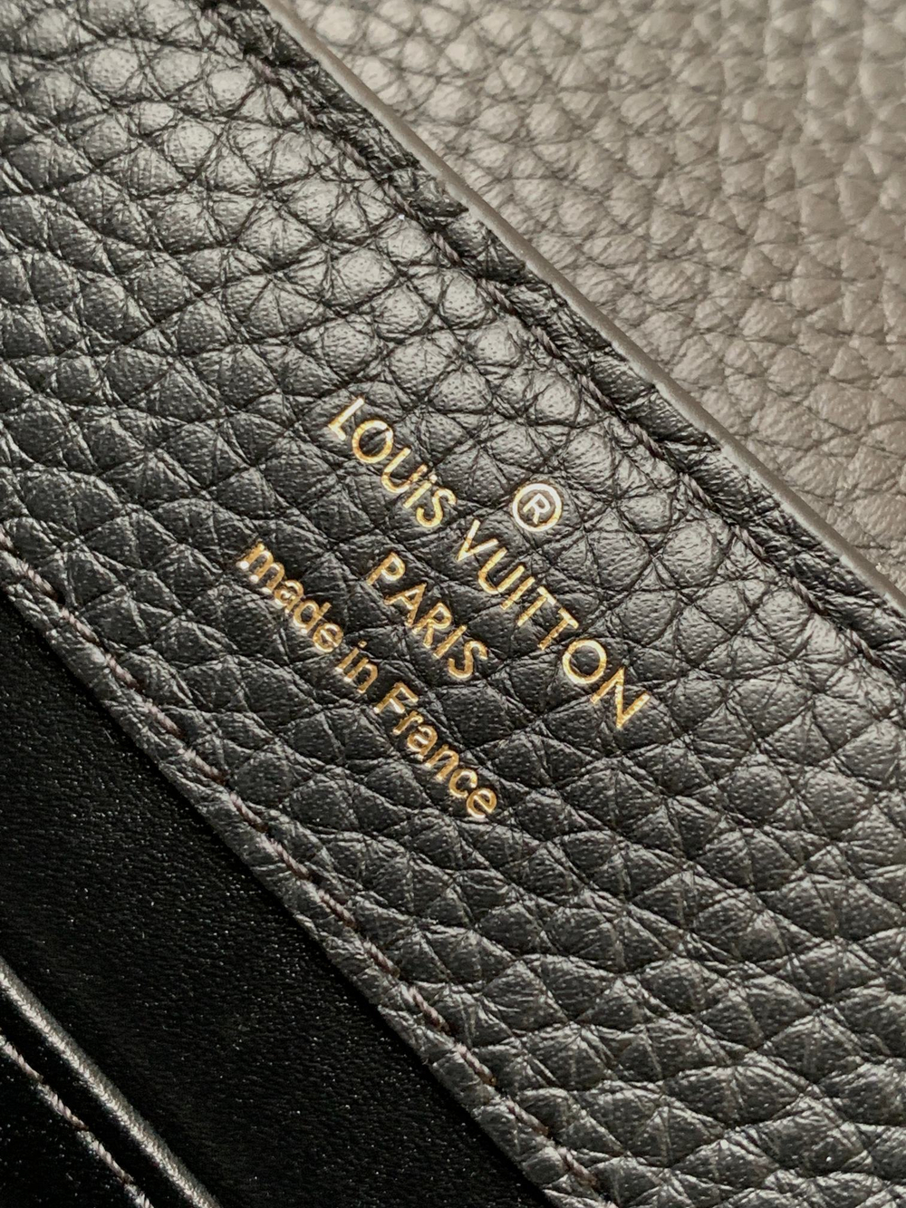 Louis Vuitton Capucines Mini