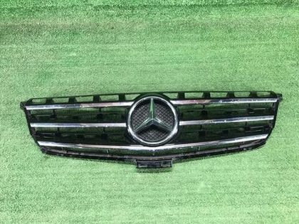 Решетка радиатора Mercedes ML W166 (2011-2015)