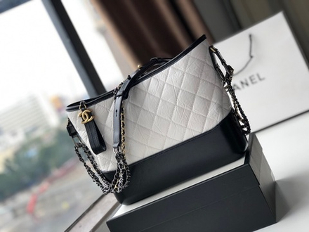 Chane1 Gabrielle 28 cm