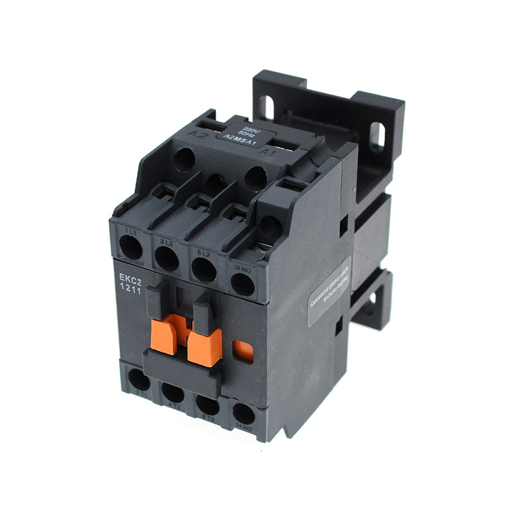 Контактор 12А (1 шт.)