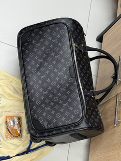 Дорожная сумка Louis Vuitton Neo Eole