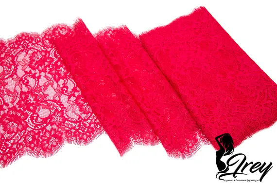 01-45 Кружево шантильи 24 см, красный 100