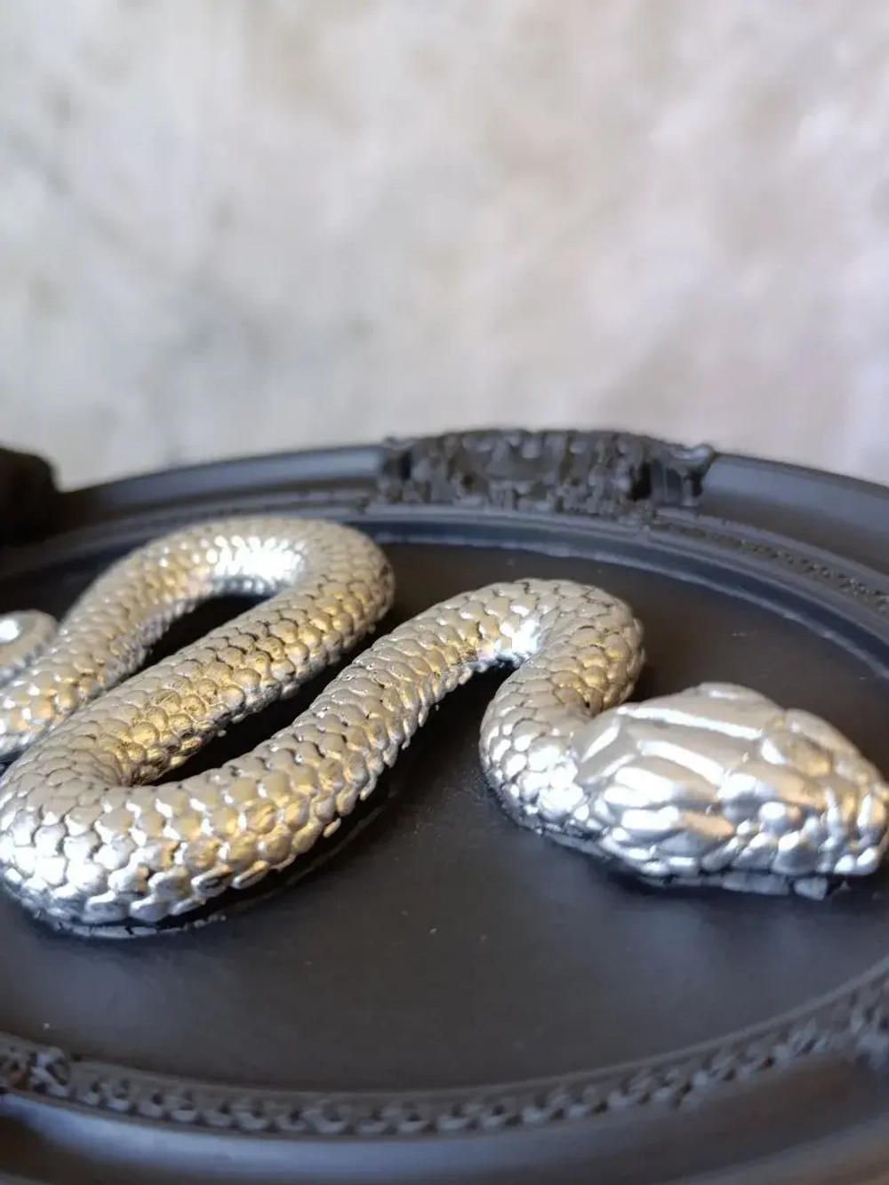 Барельеф на стену из гипса Змея