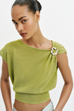 ZARA ТРИКОТАЖНЫЙ ТОП С ДЕКОРОМ, ОЛИВКОВЫЙ