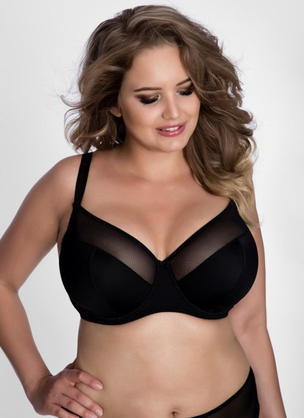 Бюстгальтер на косточках с чашками plus size из микрофибры и сетки (Размер: 80J) (Цвет: черный)