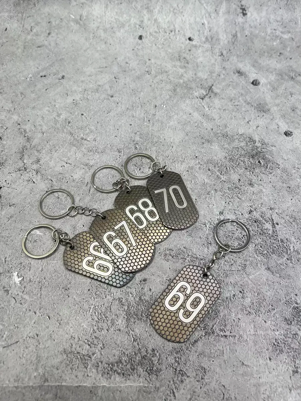 Номерки на ключи металлические 66-70