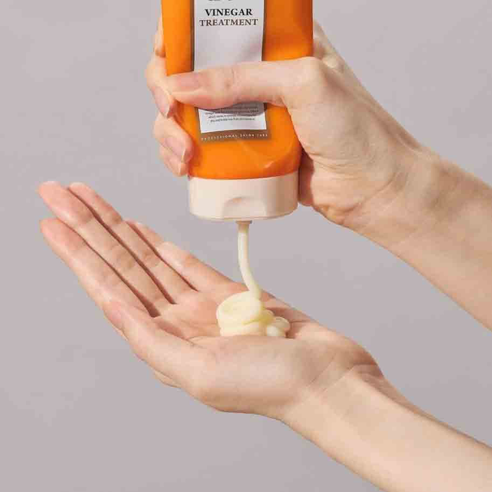 Маска с яблочным уксусом для блеска волос Lador ACV Vinegar Treatment 150 мл.