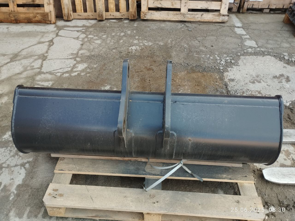 Ковш JD325 1500 мм планировочный