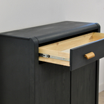 Комод Мадейра из массива сосны с дубовыми ручками, серый