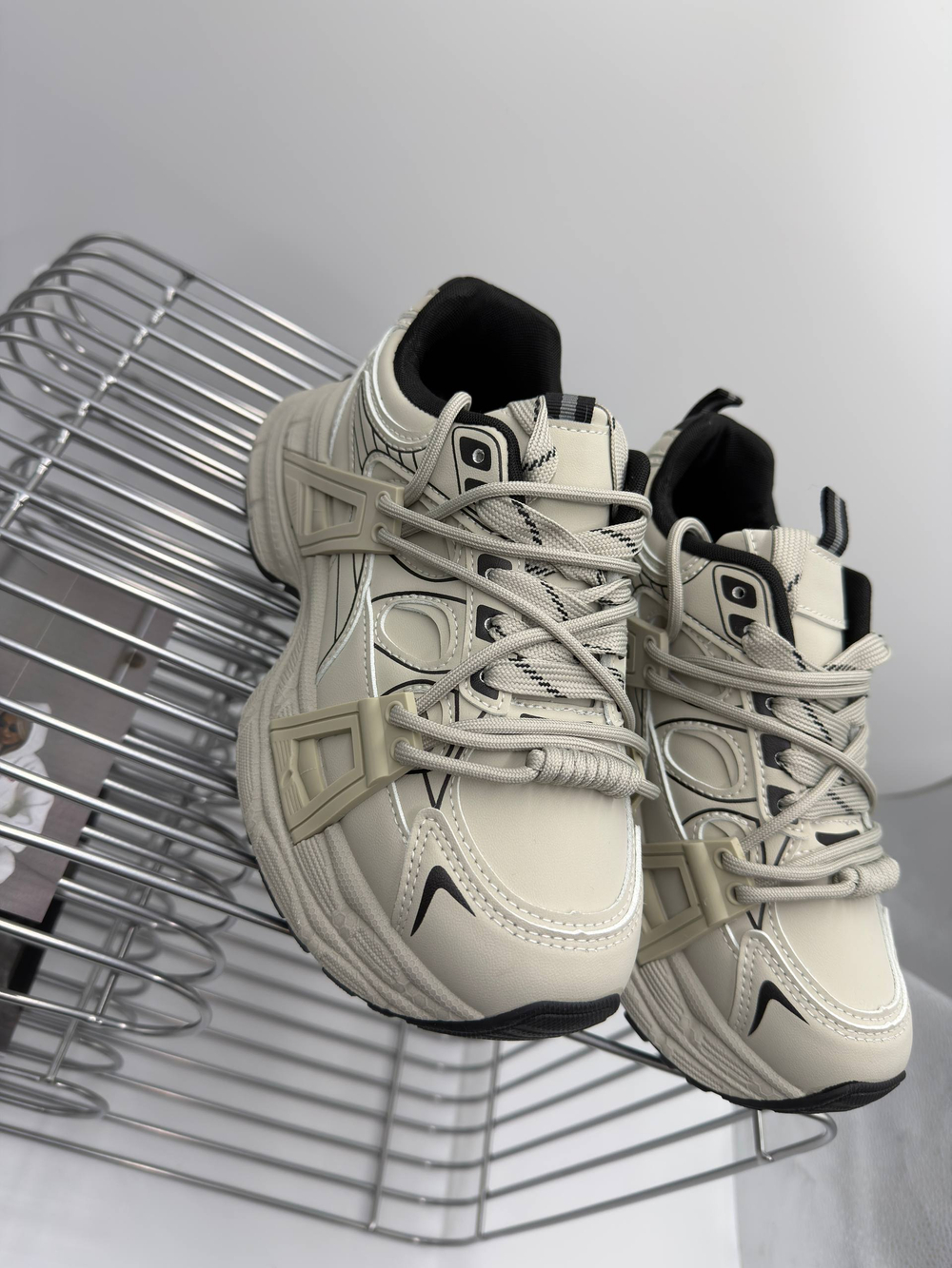 Кроссовки женcкие экокожа арт. 835-12 цвет "бежевый"