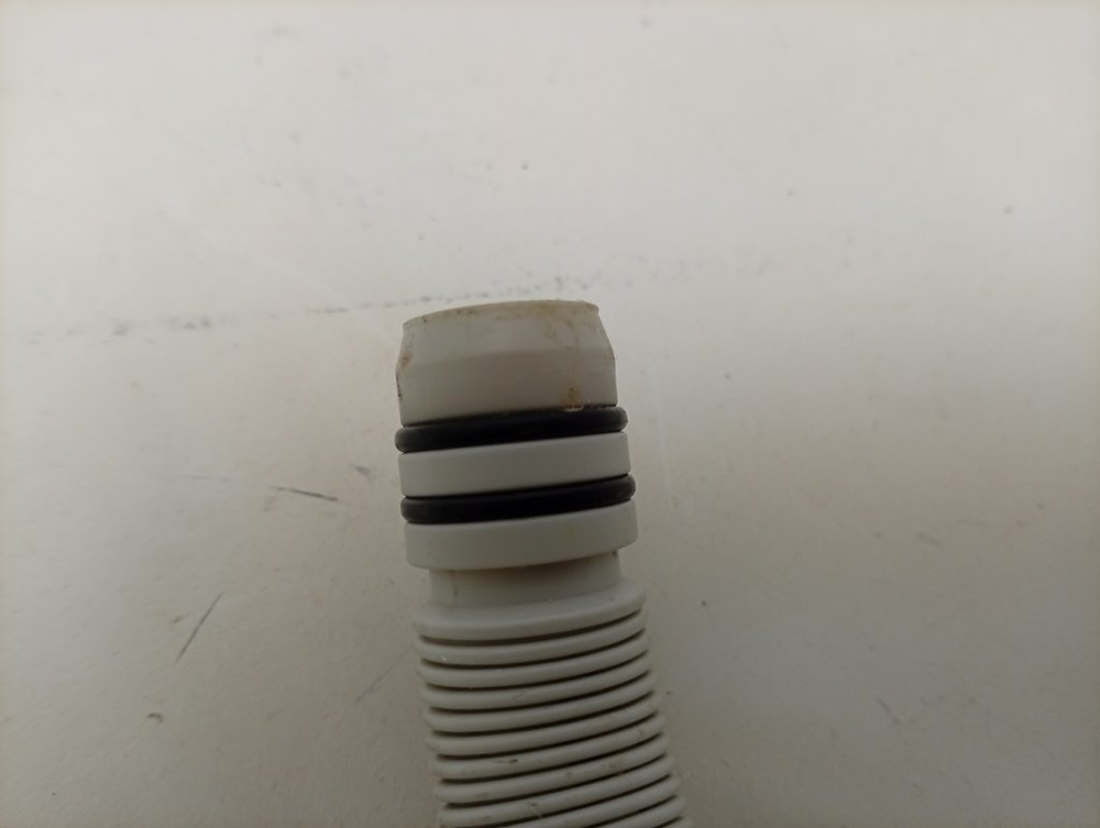 LFTA+5H1741 ктп11 Шланг сливной для посудомоечной машины Indesit Ariston б/у