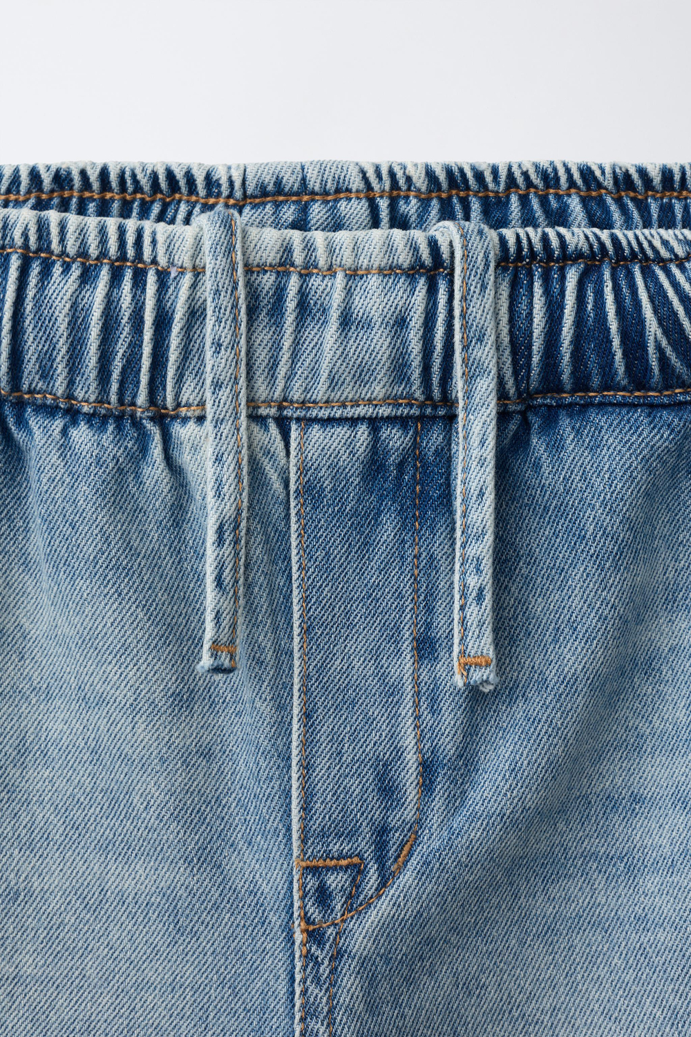 ZARA ДЖИНСОВЫЕ ШОРТЫ BARREL, СИНИЙ
