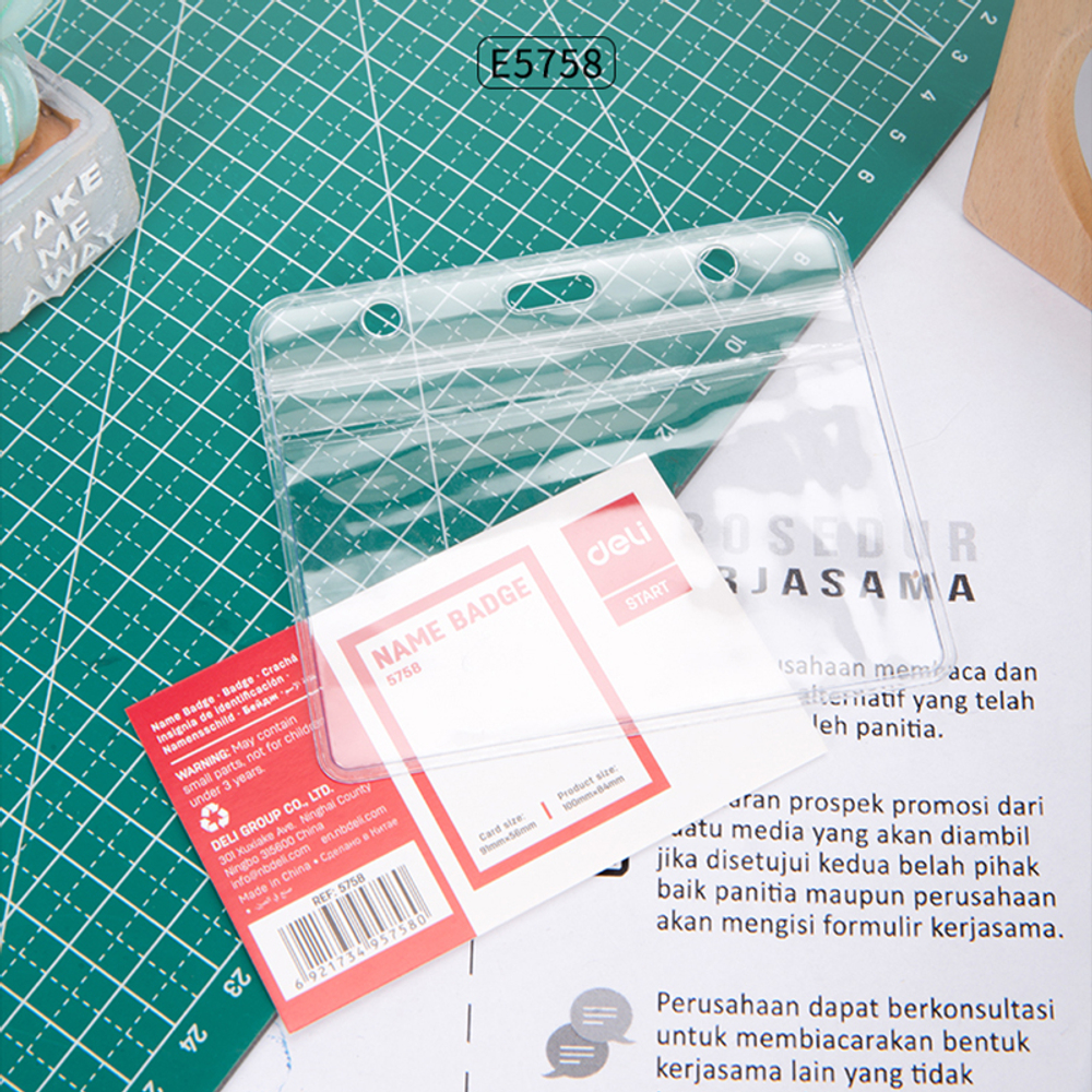 Бейдж DELI горизонтальный 100x84 мм (91x56 мм)