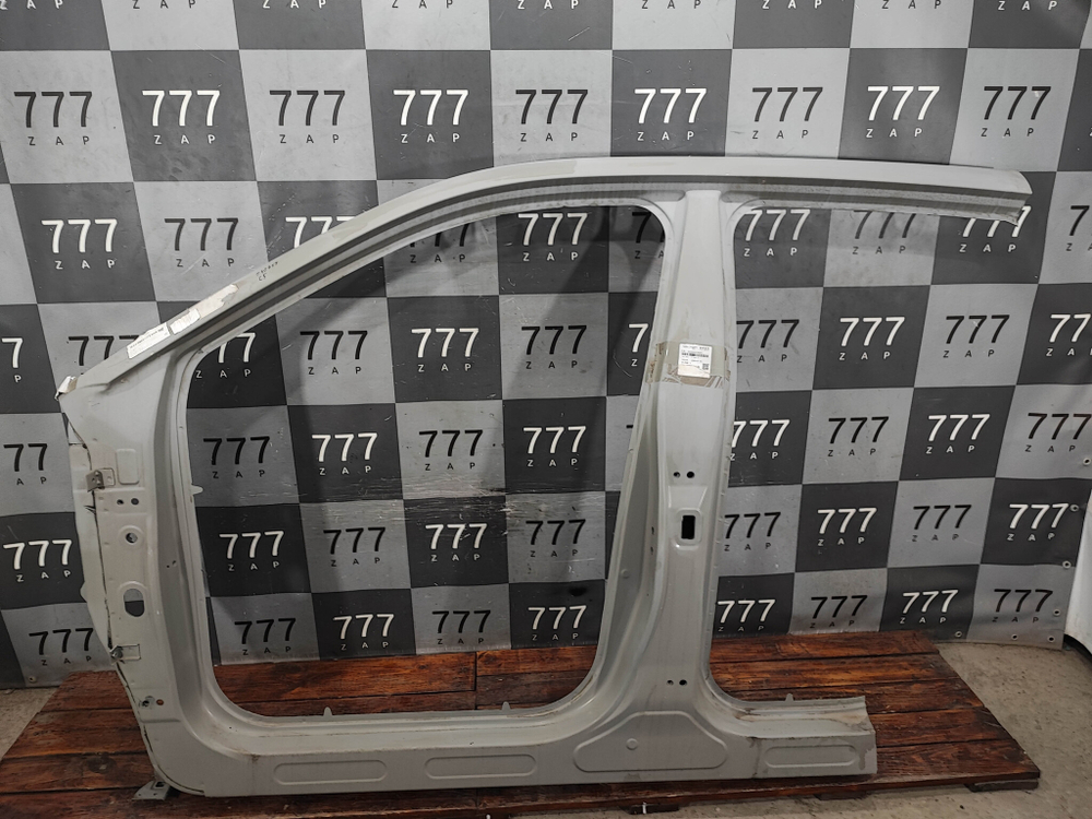 Боковина левая Omoda C5 22-нв Новая Оригинал 502004537AADYJ