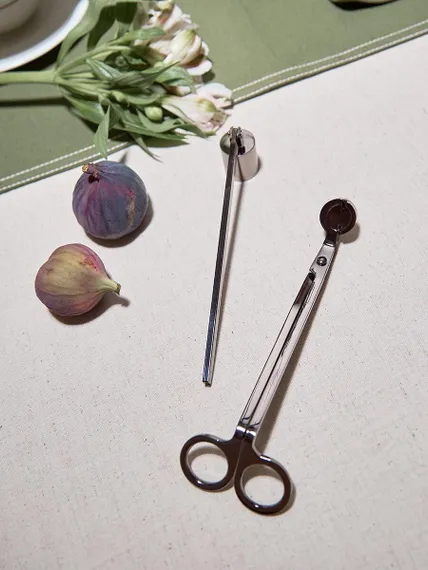 Набор аксессуаров для свечей графитового цвета из коллекции essential