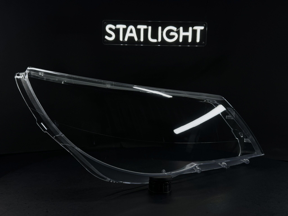 Правое стекло фары Volkswagen Tiguan 1 2007-2011