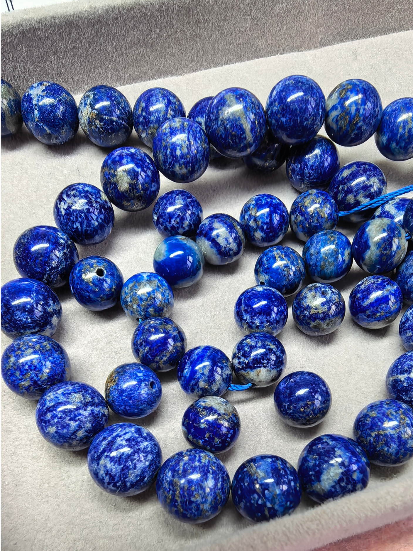 Лазурит. О камне