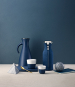 Графин fridge в неопреновом текстурном чехле, 1 л, темно-синий