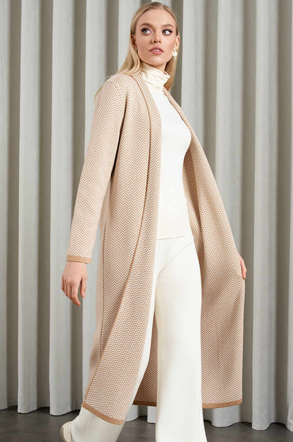 1839 Кардиган женский (бежево-молочный)